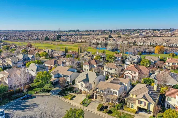 1413 Kilrenny CT, Folsom, CA 95630