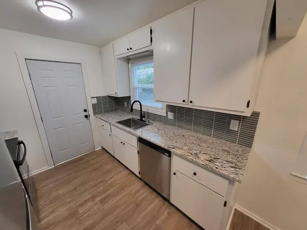 Kitchen - Facing Sink