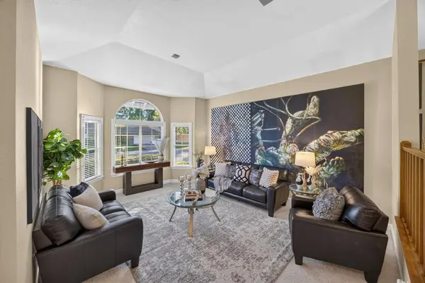 11916 Prospect Hill DR, Gold River, CA 95670