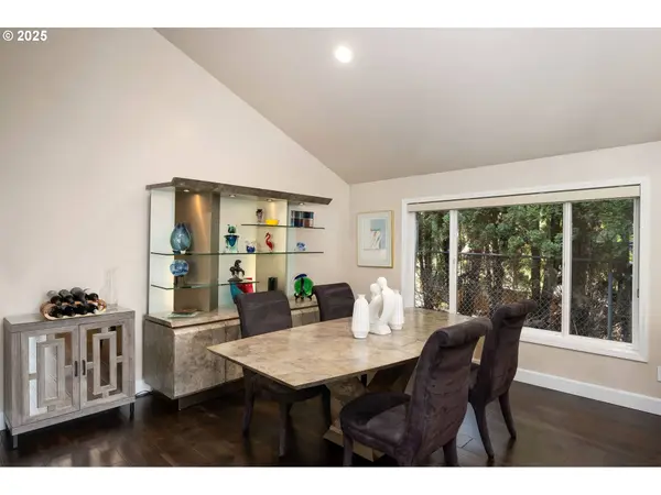 12442 SW 122ND AVE, Portland, OR 97223