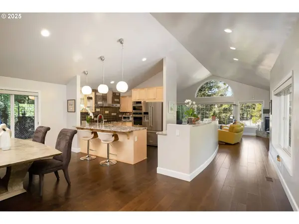 12442 SW 122ND AVE, Portland, OR 97223