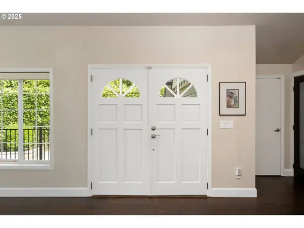 12442 SW 122ND AVE, Portland, OR 97223