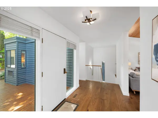 6426 SW BURLINGAME PL, Portland, OR 97239