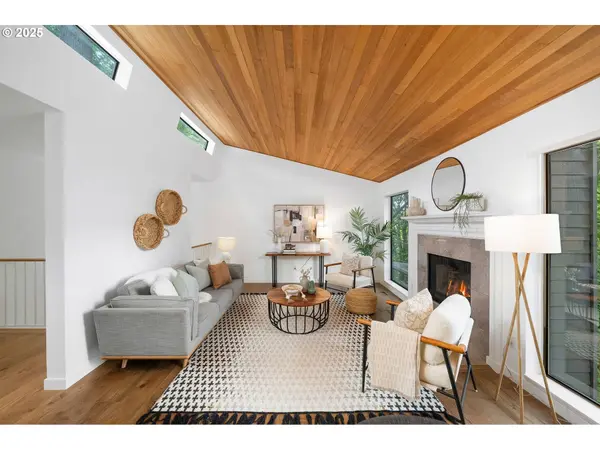 6426 SW BURLINGAME PL, Portland, OR 97239