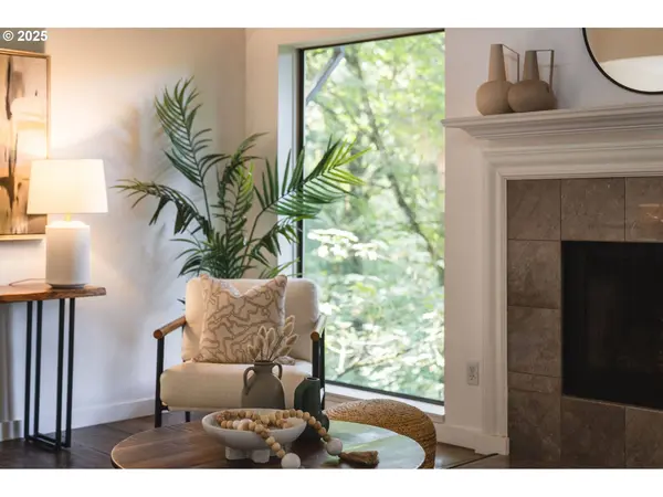 6426 SW BURLINGAME PL, Portland, OR 97239