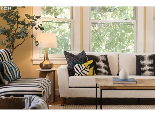 2615 SE 31ST AVE, Portland, OR 97202