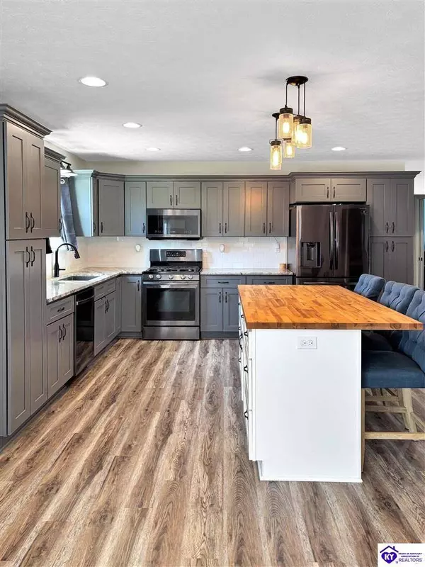 2388 Liberty Road, Battletown, KY 40104