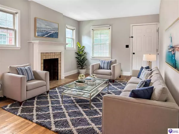 2406 Bradley Ave, Louisville, KY 40217