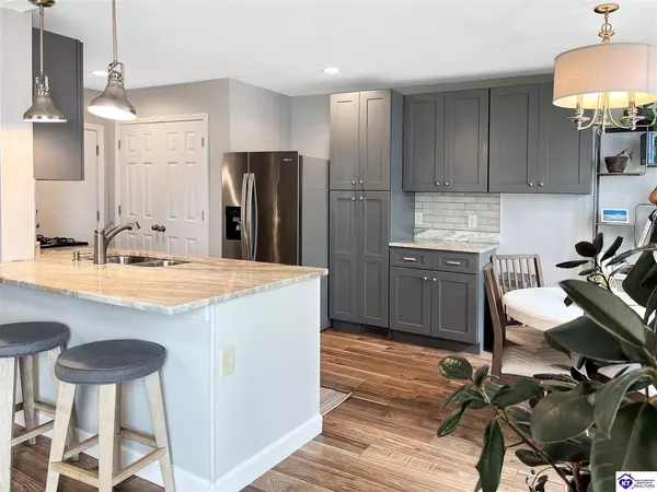 3703 Saint Francis Avenue, Louisville, KY 40218