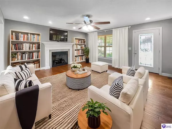 101 Reba Court, Radcliff, KY 40160