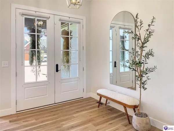 102 Kentucky Oaks Trail, Elizabethtown, KY 42701