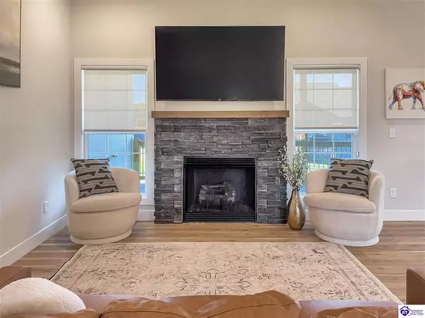 102 Kentucky Oaks Trail, Elizabethtown, KY 42701