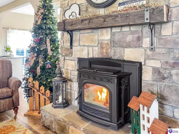 202 McMillian Loop, Elizabethtown, KY 42701