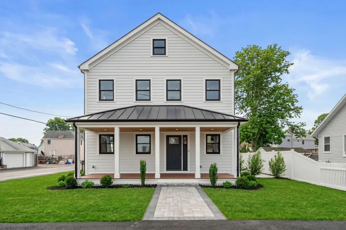 59 Bay View Ave, Quincy, MA 02169-3103