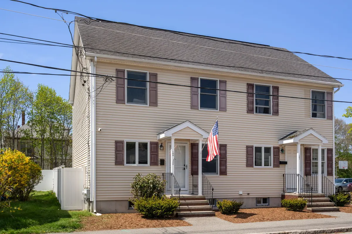 100 Railroad St #100, Abington, MA 02351-1821