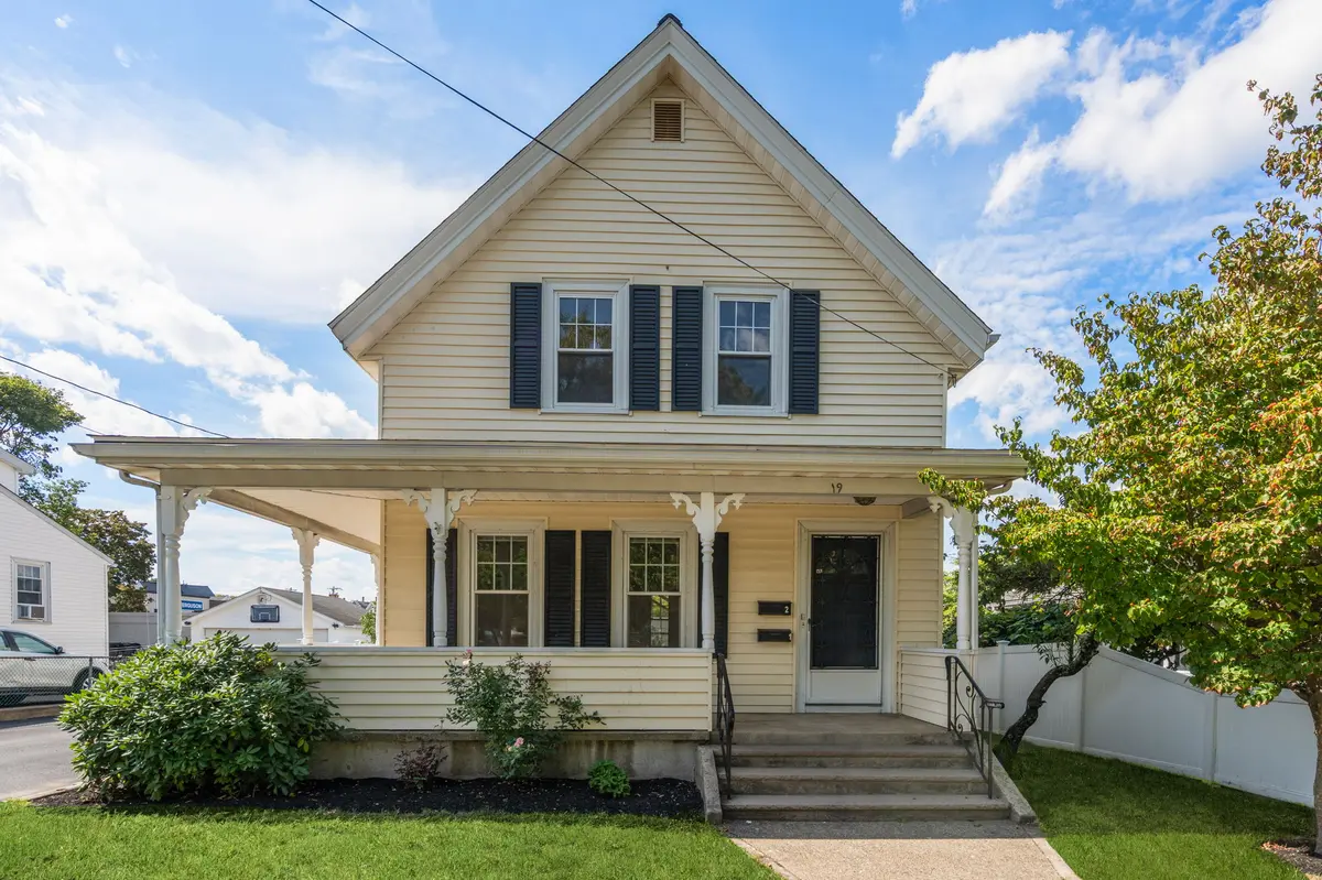 19 Penn St, Quincy, MA 02169-7505