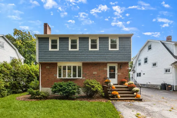 54 Furnace Brook Pkwy, Quincy, MA 02169-2303