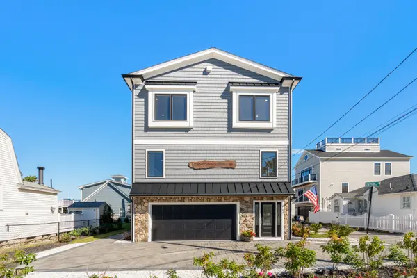 84 Post Island Rd, Quincy, MA 02169-2614