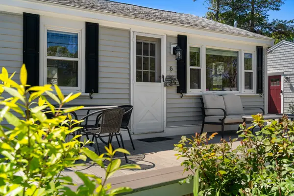 253 Shad Hole Rd #6, Dennis Port, MA 02639-2326