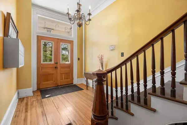 391 Elm St, Braintree, MA 02184