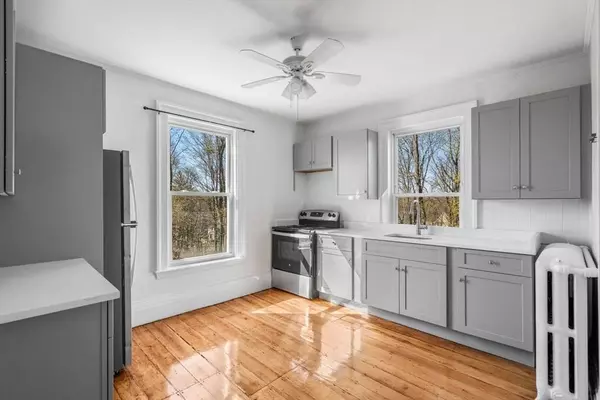 391 Elm St, Braintree, MA 02184