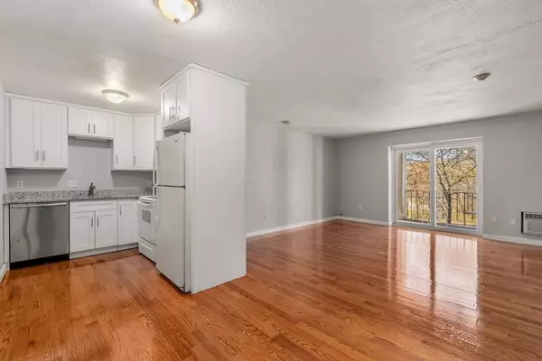 802 Willard St #E6, Quincy, MA 02169