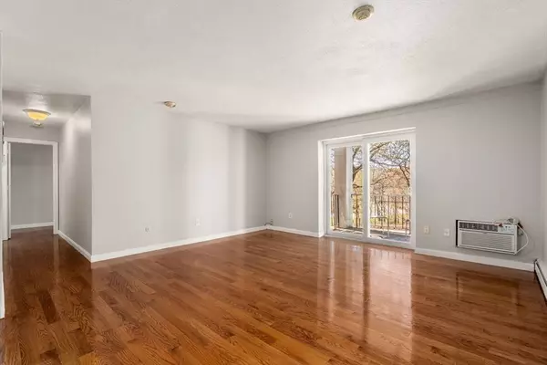 802 Willard St #E6, Quincy, MA 02169