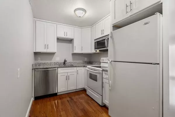 802 Willard St #E6, Quincy, MA 02169