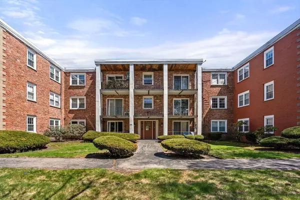 802 Willard St #E6, Quincy, MA 02169