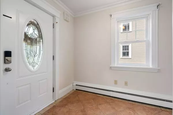 25 Victory Ave, Quincy, MA 02169