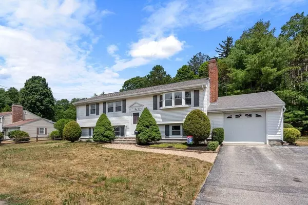 43 Bradford Rd, Weymouth, MA 02190