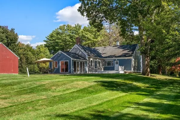 234 River St, Halifax, MA 02338