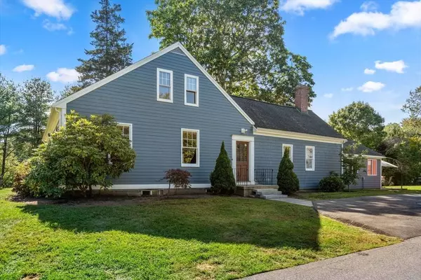 234 River St, Halifax, MA 02338