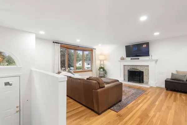 23 Loganberry Dr, Abington, MA 02351