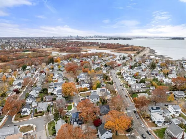 1421 Quincy Shore Dr, Quincy, MA 02169