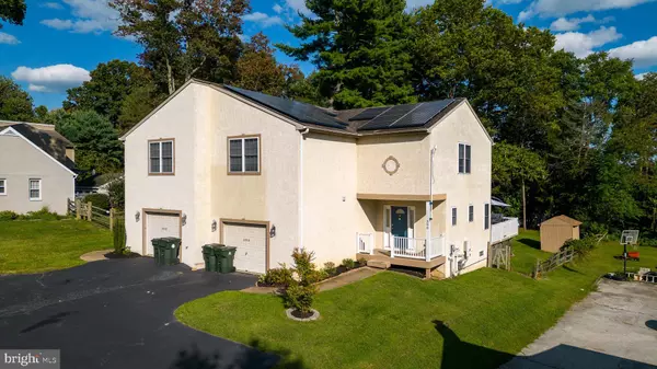 390 PAPER MILL RD, Newark, DE 19711