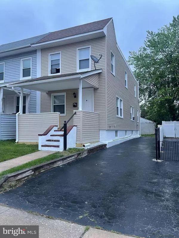33-1/2 E ISABEL AVE, Glenolden, PA 19036