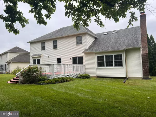 142 WOODLAND RD, Newark, DE 19702