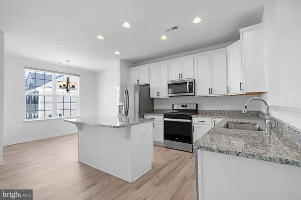 3847 GREEN ST #DU18, Claymont, DE 19703