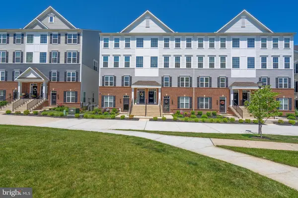3847 GREEN ST #DU18, Claymont, DE 19703