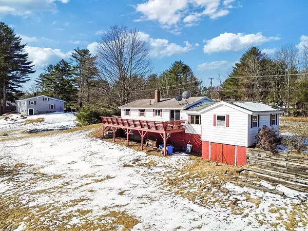 1072 Waterville RD, Skowhegan, ME 04976