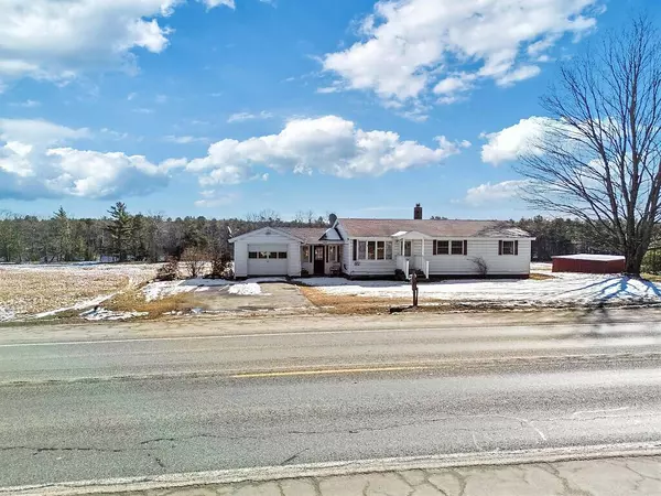 1072 Waterville RD, Skowhegan, ME 04976