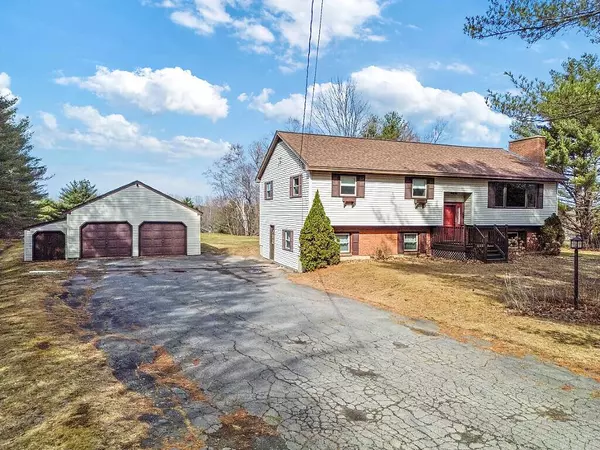 23 Patterson AVE, Winslow, ME 04901