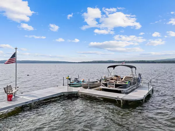 162 Lake View DR, Smithfield, ME 04978