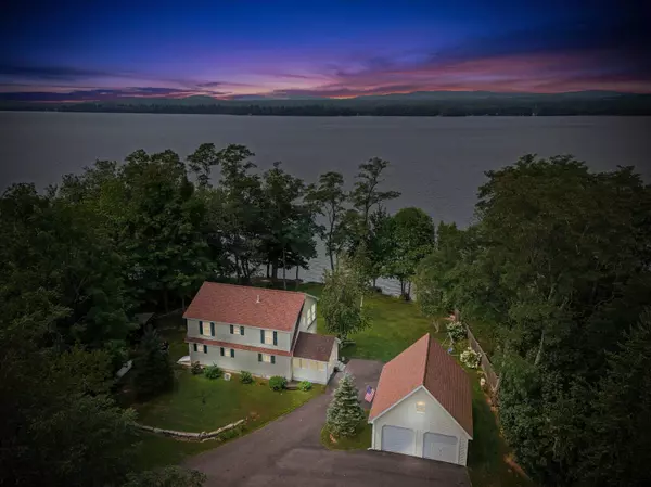 162 Lake View DR, Smithfield, ME 04978