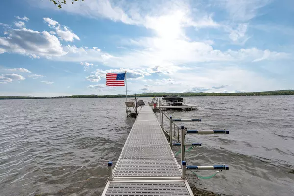 162 Lake View DR, Smithfield, ME 04978