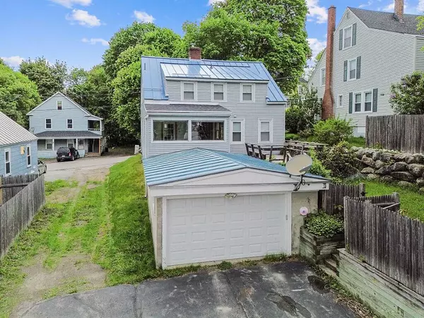 20 Donald ST, Waterville, ME 04901