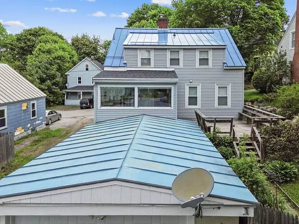 20 Donald ST, Waterville, ME 04901