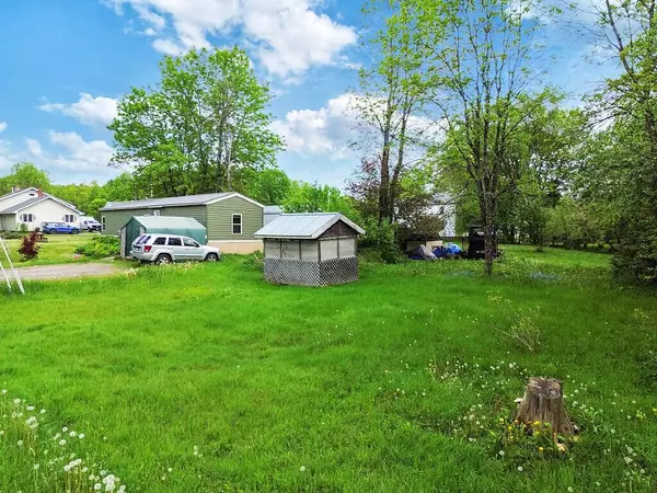 55 Cindy Blodgett DR, Clinton, ME 04927