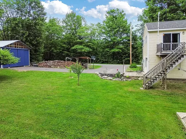 71 Morgan RD, Burnham, ME 04922